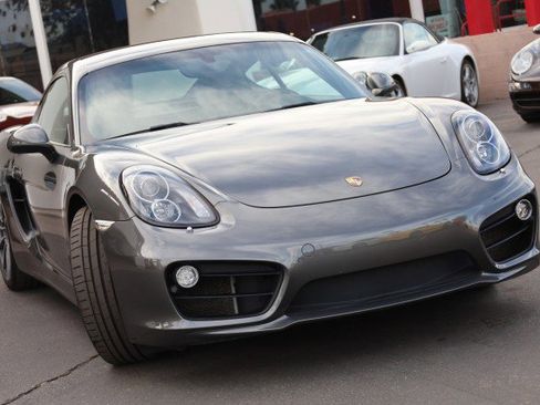 Used 2014 Porsche Cayman S RWD image 2