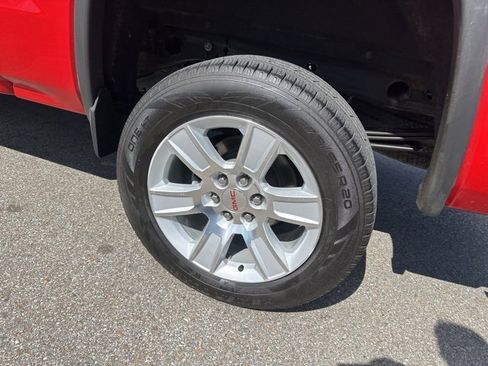 Used 2015 GMC Sierra 1500 SLE w/ SLE Value Package image 25