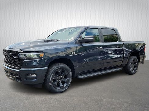 New 2026 RAM 1500 Express AWD/4WD image 3
