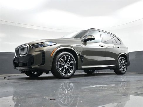 New 2026 BMW X5 xDrive50e w/ M Sport Package image 30