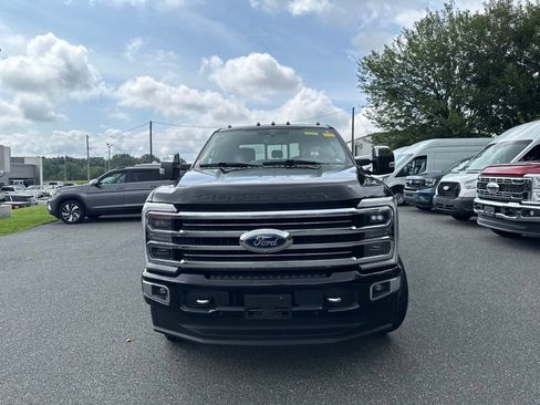 Used 2024 Ford F350 Limited w/ FX4 Off-Road Package AWD/4WD image 2