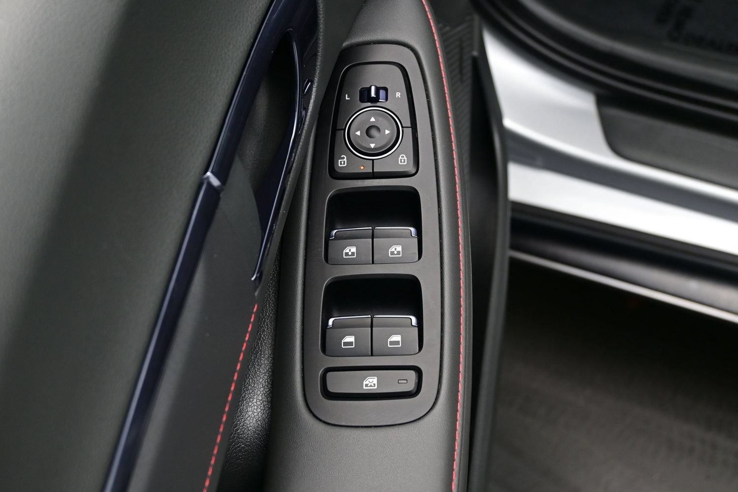 Certified 2025 Hyundai Sonata N Line FWD image 10