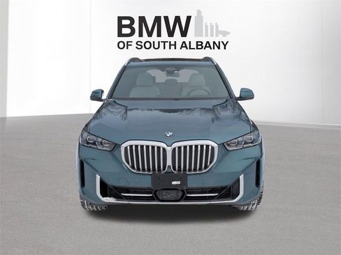 Certified 2024 BMW X5 xDrive40i w/ Premium Package image 9