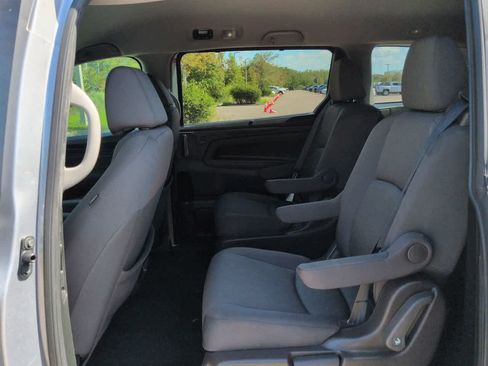 Used 2018 Honda Odyssey EX image 14