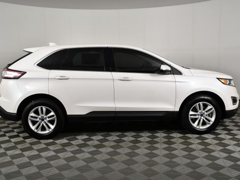 Used 2016 Ford Edge SEL w/ Equipment Group 201A AWD/4WD image 5