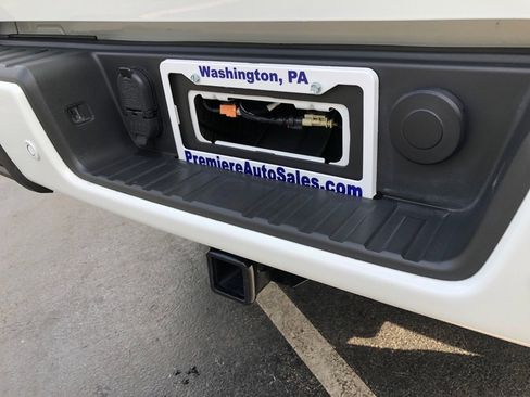 Used 2020 Chevrolet Colorado Z71 image 18