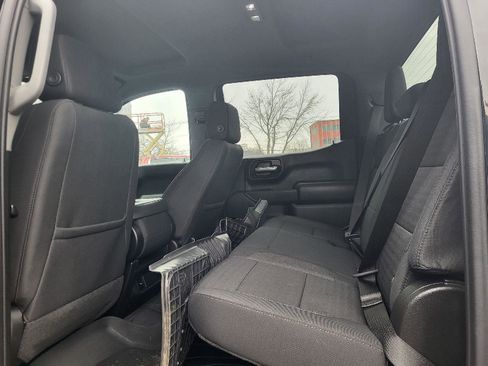 Used 2023 Chevrolet Silverado 1500 Custom image 10