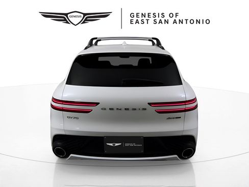 Used 2025 Genesis GV70 3.5T Sport w/ Sport Advanced Package AWD/4WD image 6