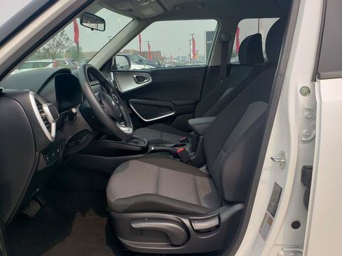 Used 2020 Kia Soul LX FWD image 10