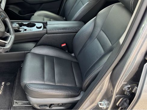 Used 2021 Nissan Rogue SL image 9