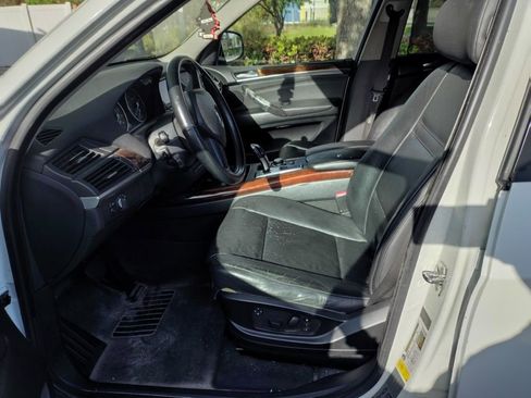 Used 2009 BMW X5 xDrive30i image 10