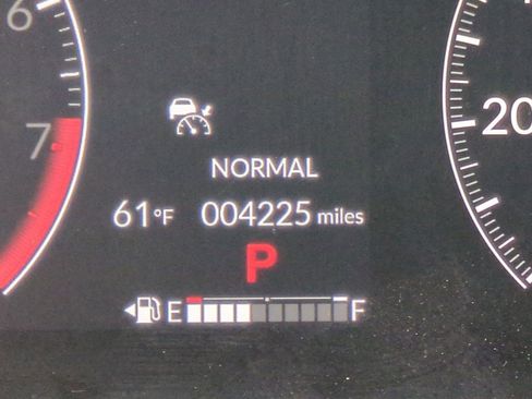 Certified 2025 Honda Odyssey Touring image 15