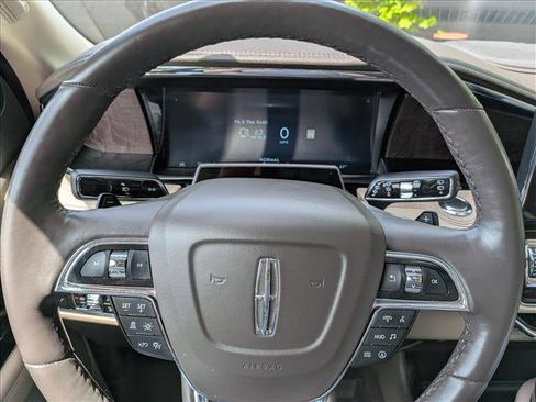 Used 2024 Lincoln Navigator Reserve AWD/4WD image 36