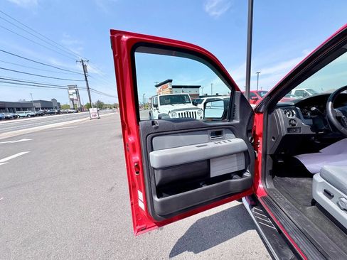 Used 2011 Ford F150 XLT w/ XLT Chrome Pkg image 25