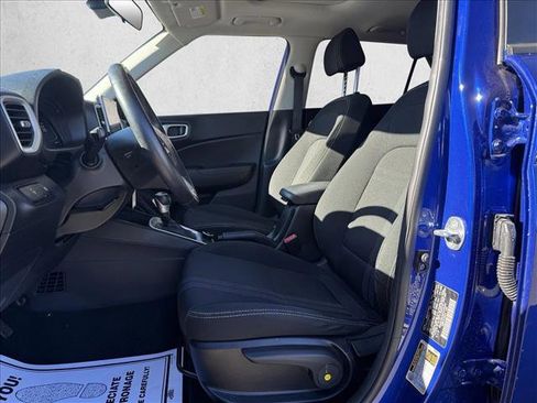 Certified 2023 Hyundai Venue SEL image 10