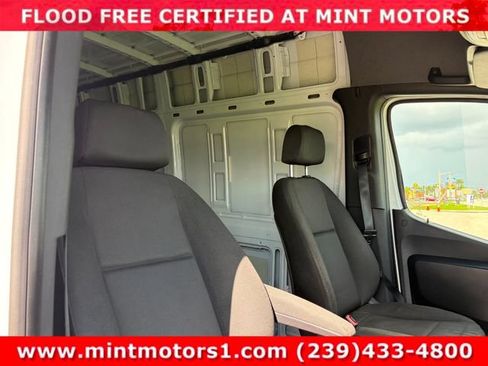 Used 2021 Mercedes-Benz Sprinter 2500 w/ Driver Convenience Package image 27