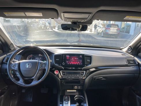 Certified 2023 Honda Ridgeline Black Edition image 10