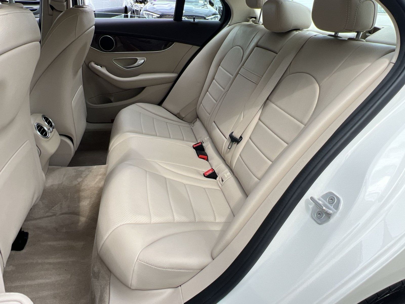 Used 2016 Mercedes-Benz C 300 4MATIC Sedan image 29