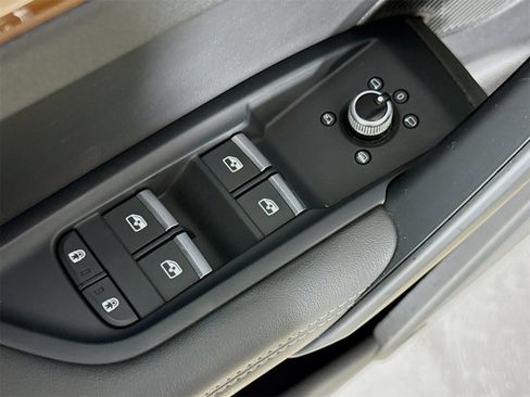 Certified 2023 Audi Q5 2.0T Prestige w/ Prestige Package image 18