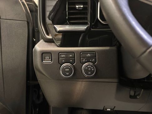 Used 2022 Chevrolet Silverado 1500 RST w/ Z71 Off-Road Package image 18