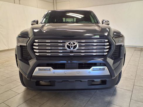 New 2026 Toyota Tacoma Limited AWD/4WD image 2