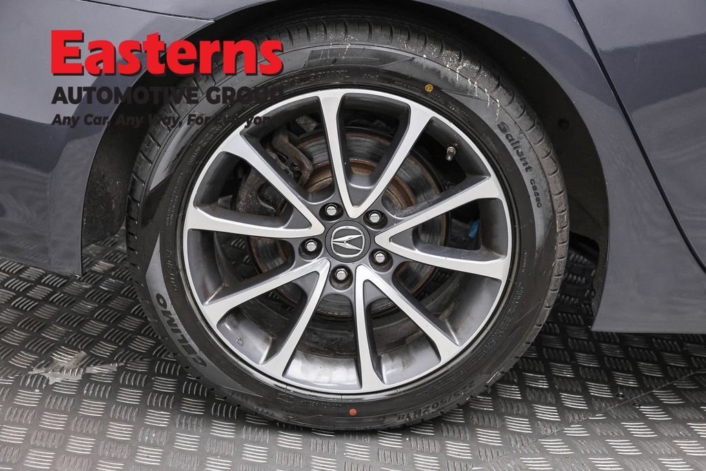 Used 2015 Acura TLX w/ Technology Package FWD image 31