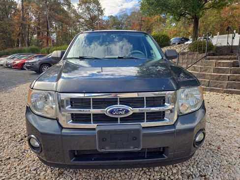 Used 2009 Ford Escape XLT AWD/4WD image 2