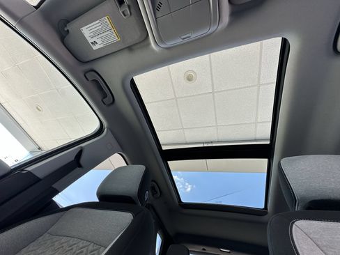 Certified 2022 Chevrolet Equinox LT FWD image 19