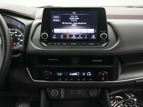 Used 2023 Nissan Rogue SV AWD/4WD image 15