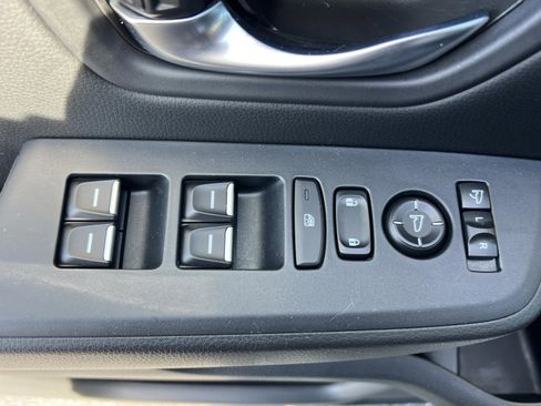 Certified 2025 Honda Pilot TrailSport image 30