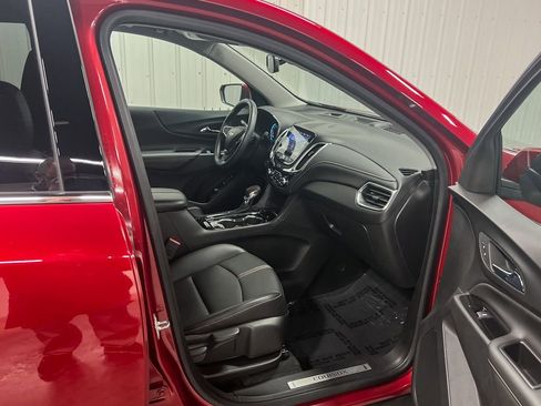 Certified 2022 Chevrolet Equinox Premier image 8