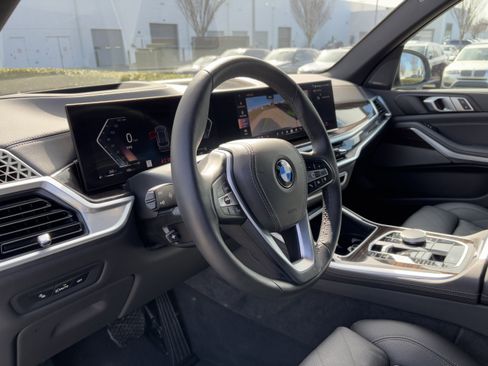 Certified 2024 BMW X5 xDrive40i w/ Premium Package image 17