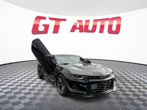 Used 2020 Chevrolet Camaro ZL1 RWD image 1