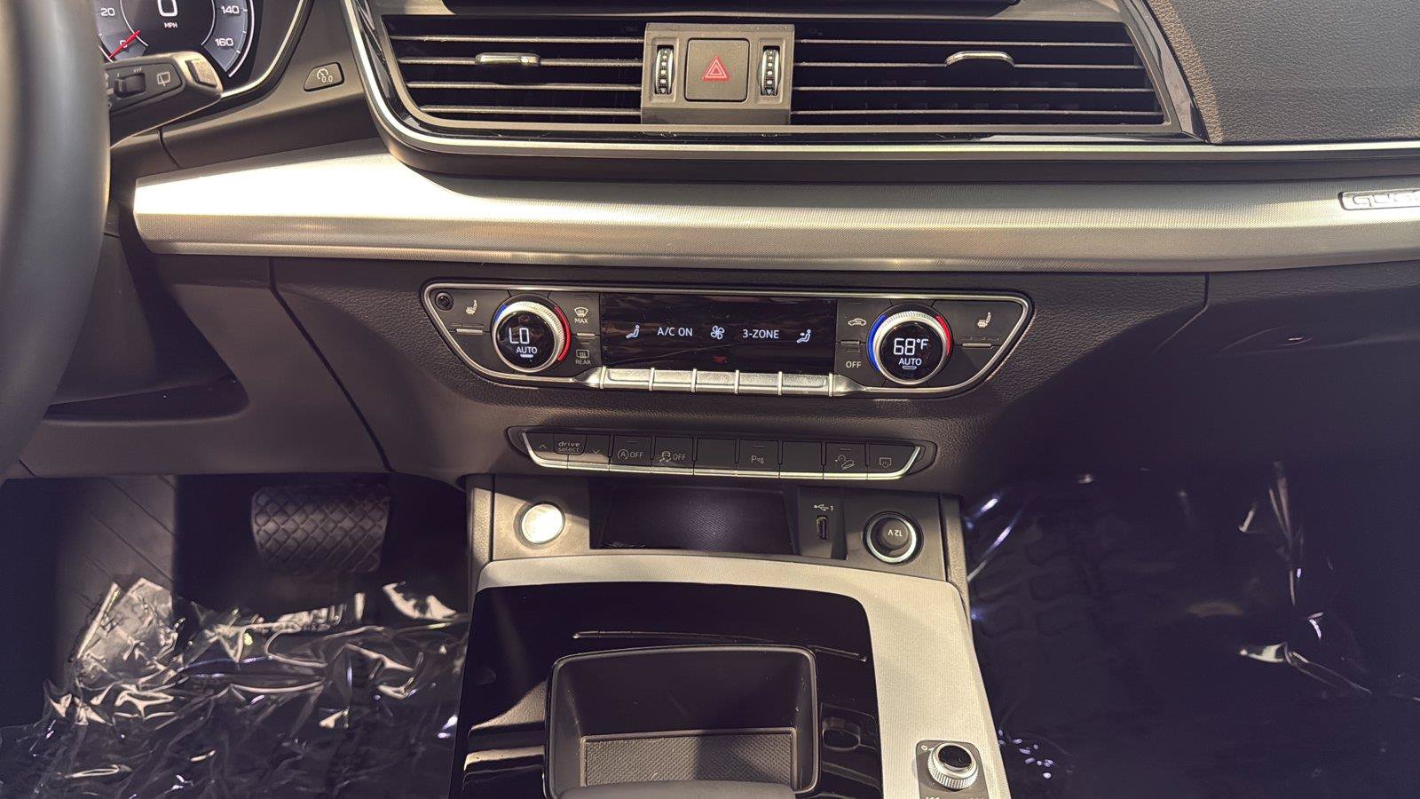 Used 2025 Audi Q5 2.0T Premium AWD/4WD image 27