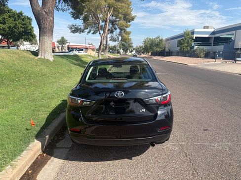Used 2018 Toyota Yaris iA FWD image 4