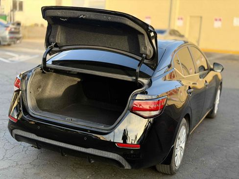 Used 2025 Nissan Sentra S FWD image 11