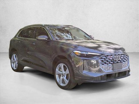 New 2026 Audi Q5 Premium Plus image 9