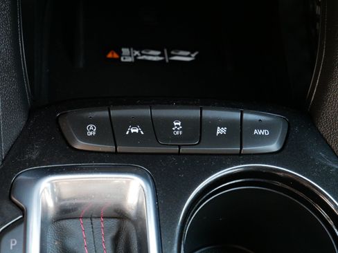 Used 2022 Chevrolet TrailBlazer RS w/ Technology Package AWD/4WD image 30