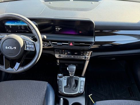 Used 2024 Kia Seltos S image 9