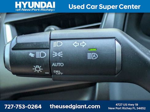 Used 2023 Lexus UX 250h FWD w/ Accessory Package (Z2) image 33
