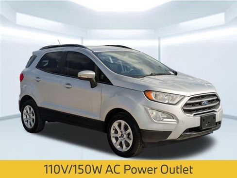 Used 2020 Ford EcoSport SE w/ SE Convenience Package image 9