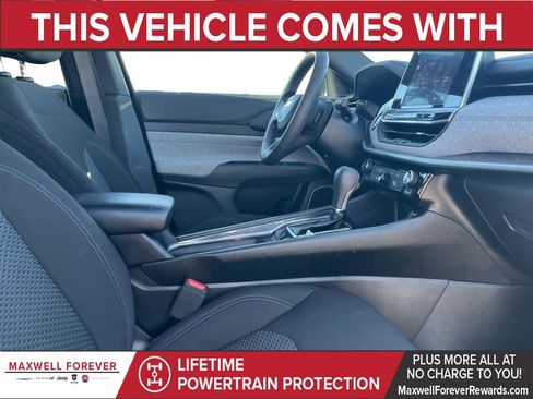 Used 2025 Jeep Compass Sport image 24