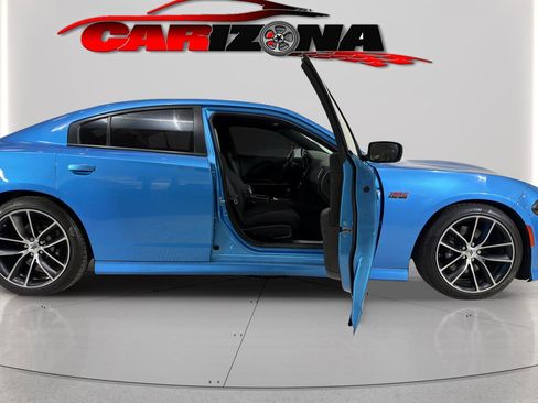 Used 2018 Dodge Charger R/T Scat Pack RWD image 17