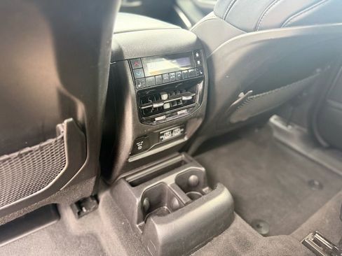 Used 2021 Jeep Grand Cherokee L Limited image 45