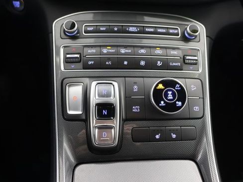 Used 2023 Hyundai Santa Fe SEL image 15