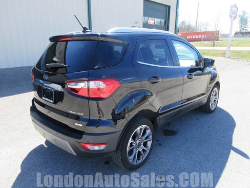 Used 2019 Ford EcoSport Titanium image 5