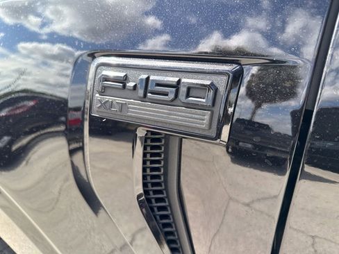 Used 2024 Ford F150 XLT w/ XLT Black Appearance Package RWD image 12