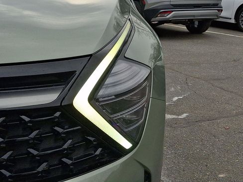 Used 2024 Kia Sportage X-Line image 12