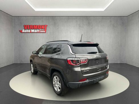 Used 2022 Jeep Compass Latitude image 5