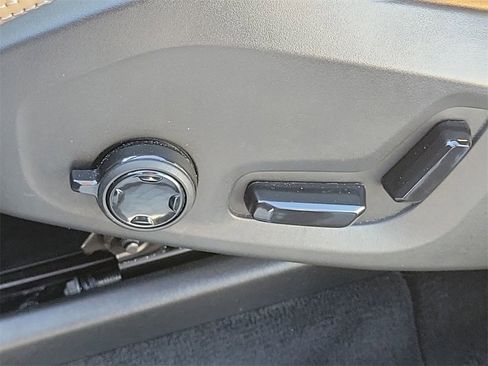 Used 2021 Volvo XC60 T5 Inscription w/ Protection Package Premier image 27